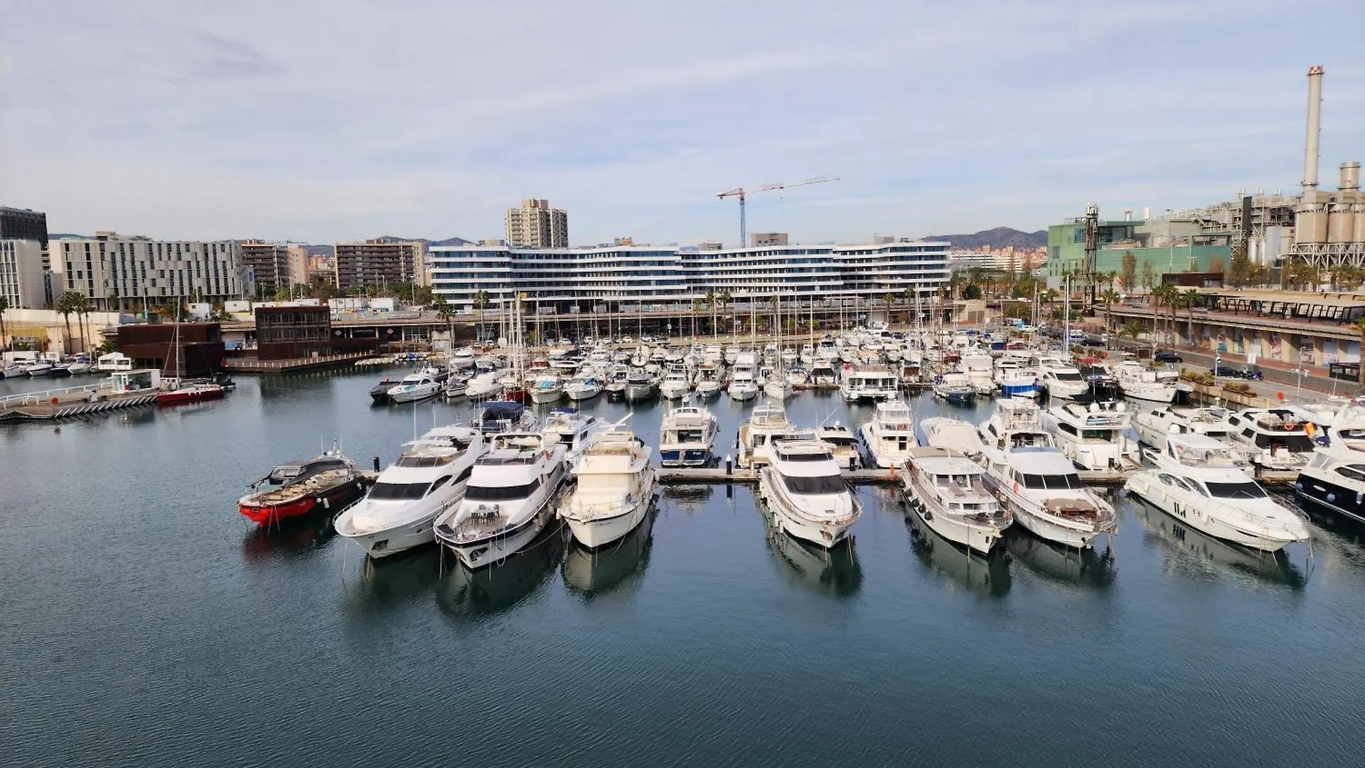 Hotel Floating In The Sea Sant Adria de Besos Botel